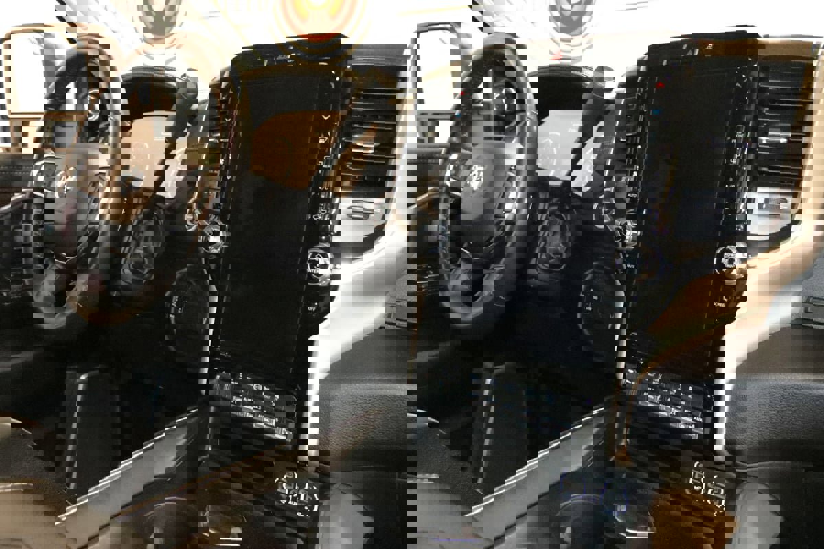 Used 2024 RAM 3500 Laramie image 74