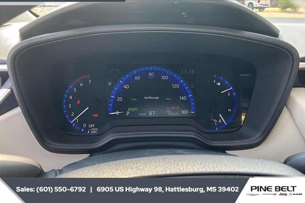 Used 2022 Toyota Corolla LE image 14