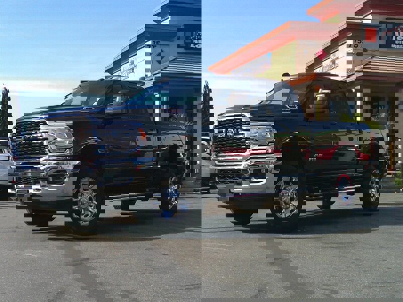 Used 2024 RAM 2500 Big Horn w/ Bed Utility Group