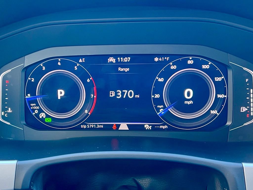 Used 2022 Volkswagen Atlas Cross Sport SE image 24