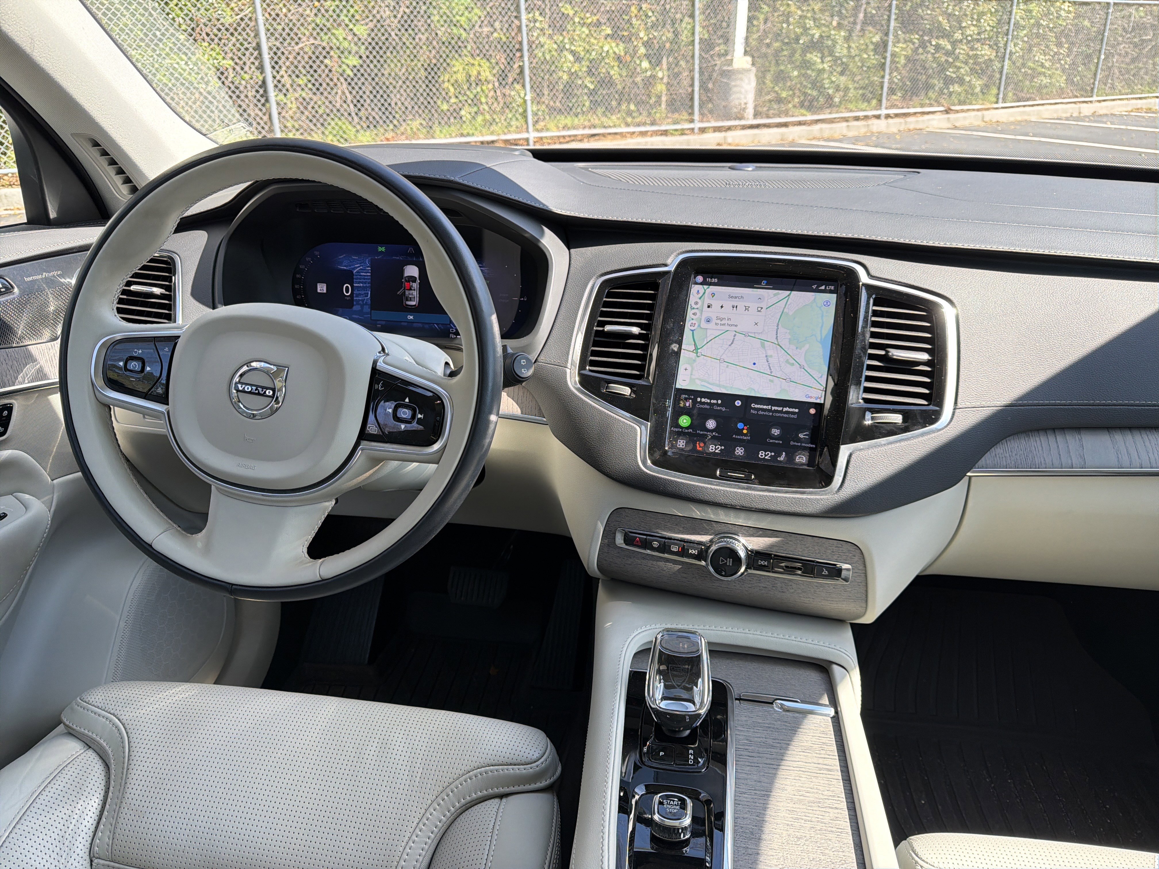 Certified 2023 Volvo XC90 T8 Ultimate w/ Protection Package image 30