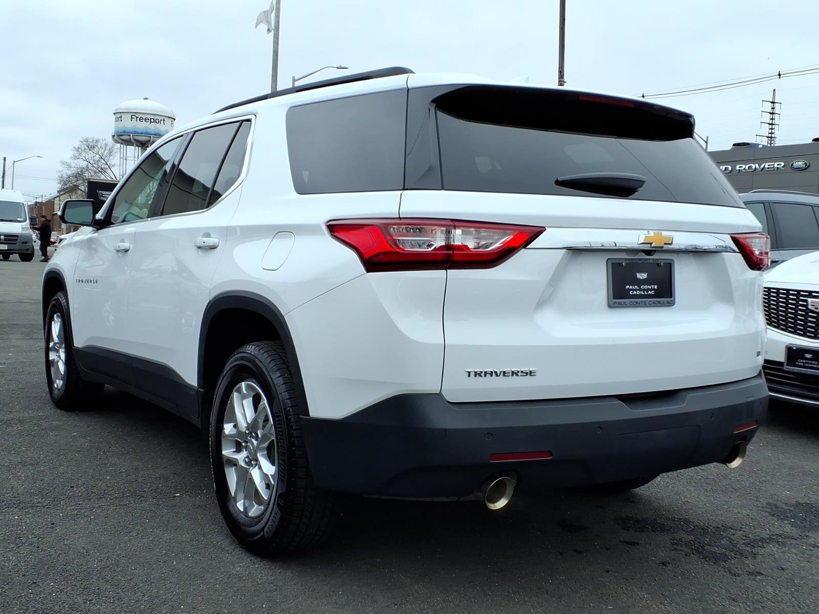 Used 2020 Chevrolet Traverse LT image 6