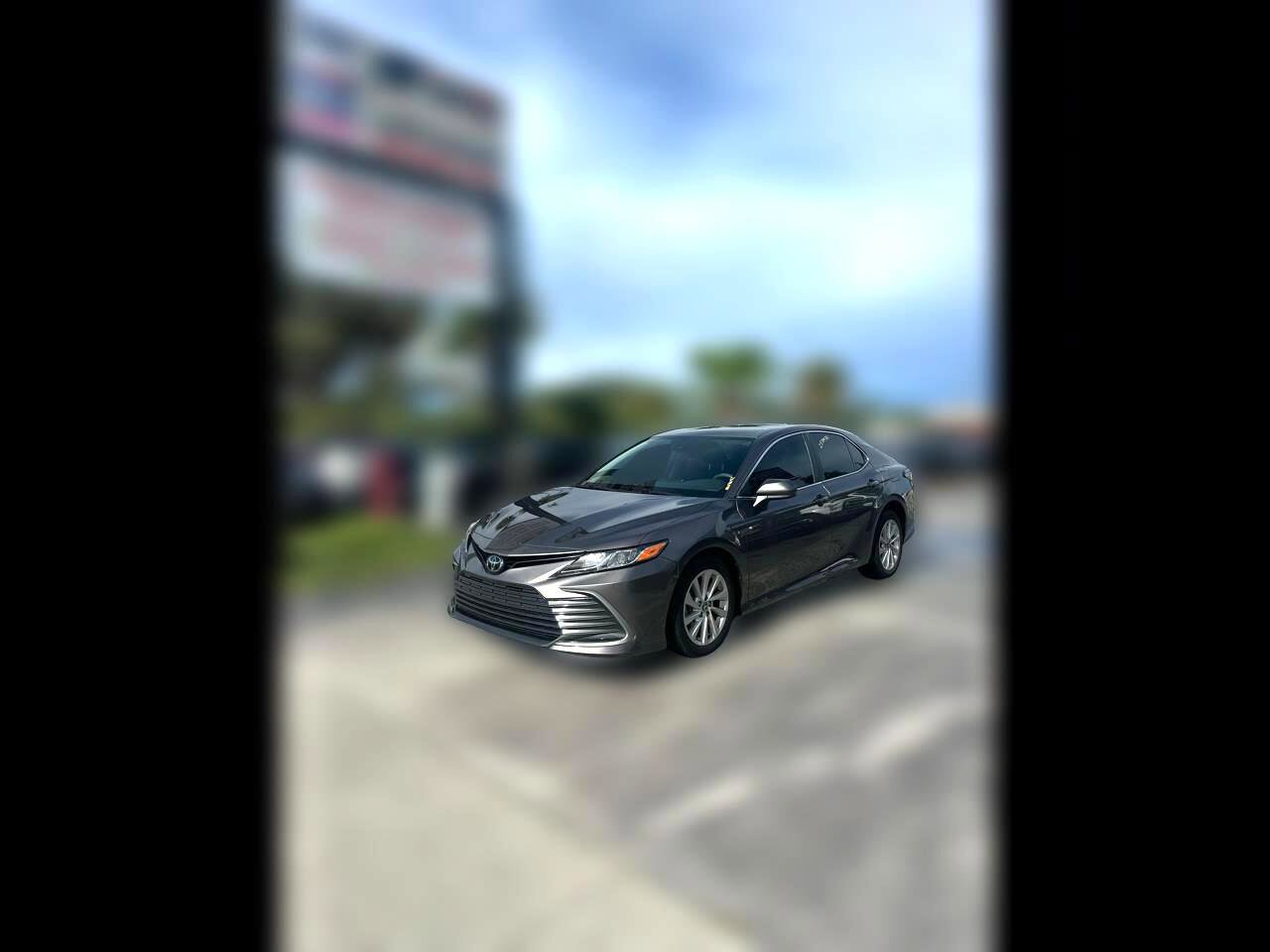 Used 2022 Toyota Camry LE