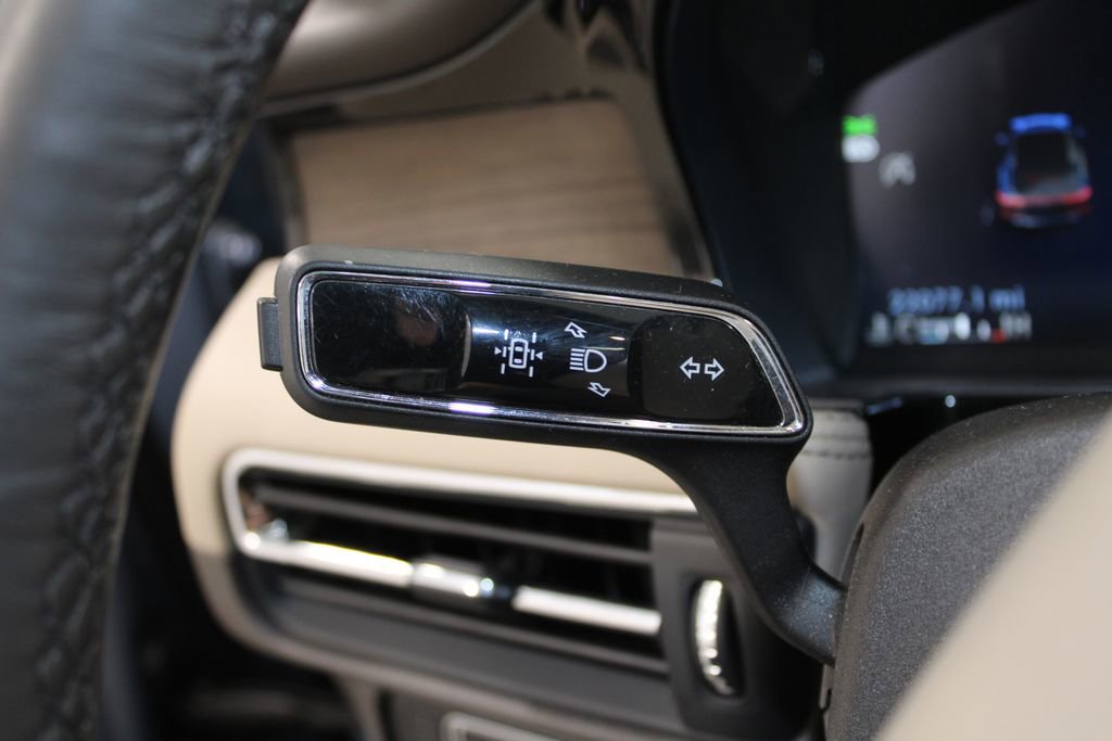 Used 2023 Lincoln Corsair Reserve w/ Equipment Group 201A image 39