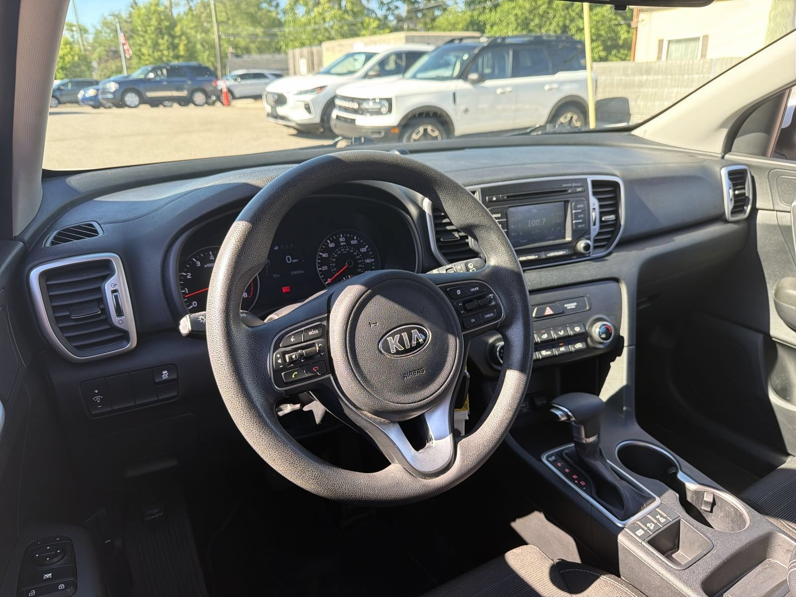 Used 2018 Kia Sportage LX AWD/4WD image 17