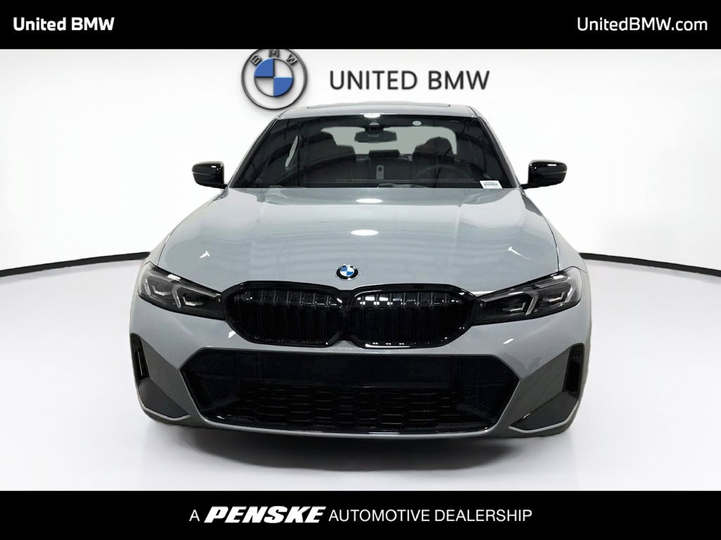 New 2026 BMW 330i Sedan w/ M Sport Package RWD image 2
