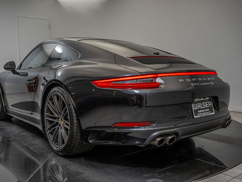 Used 2019 Porsche 911 Carrera 4S AWD/4WD image 40