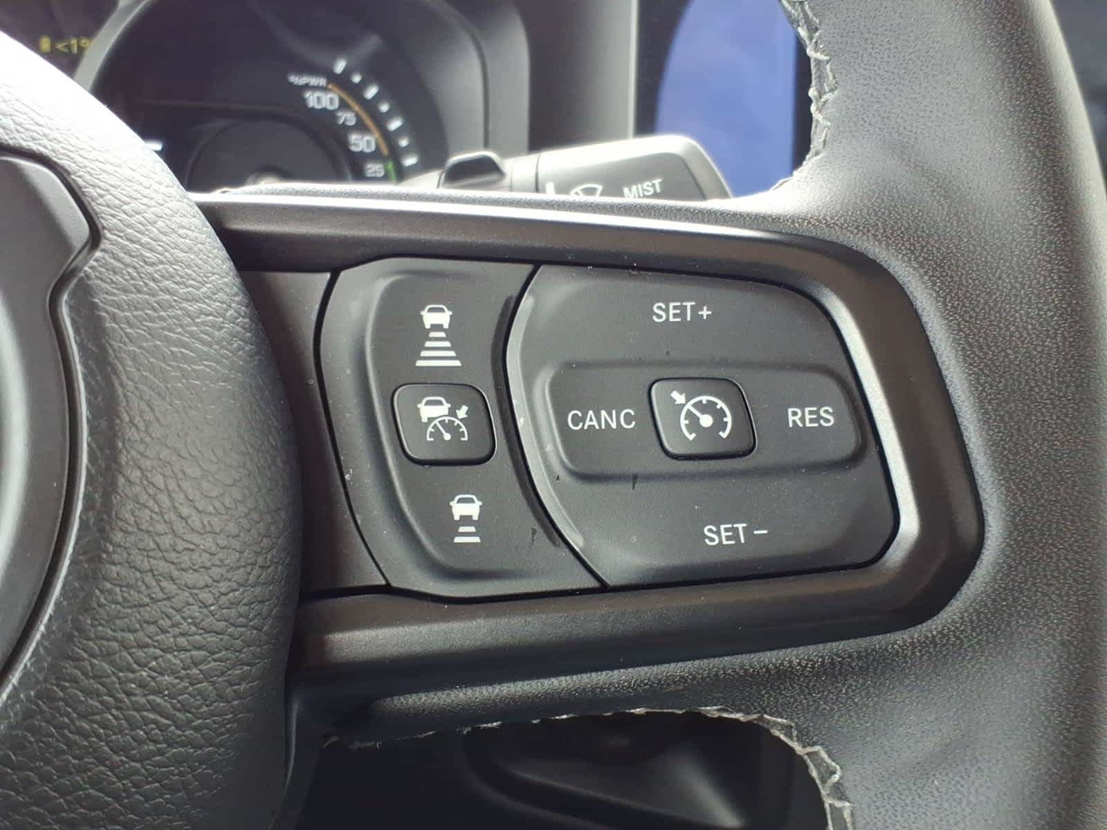 Used 2025 Jeep Wrangler Unlimited Rubicon 4xe w/ Convenience Group AWD/4WD image 30