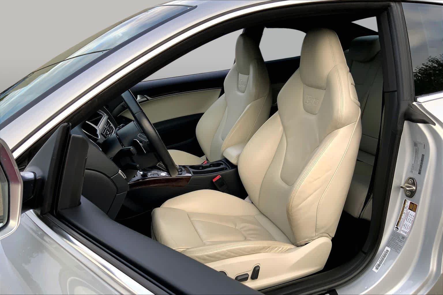 Used 2009 Audi S5 4.2 AWD/4WD image 8