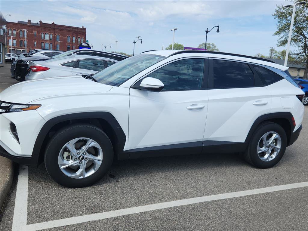 Used 2023 Hyundai Tucson SEL AWD/4WD image 8