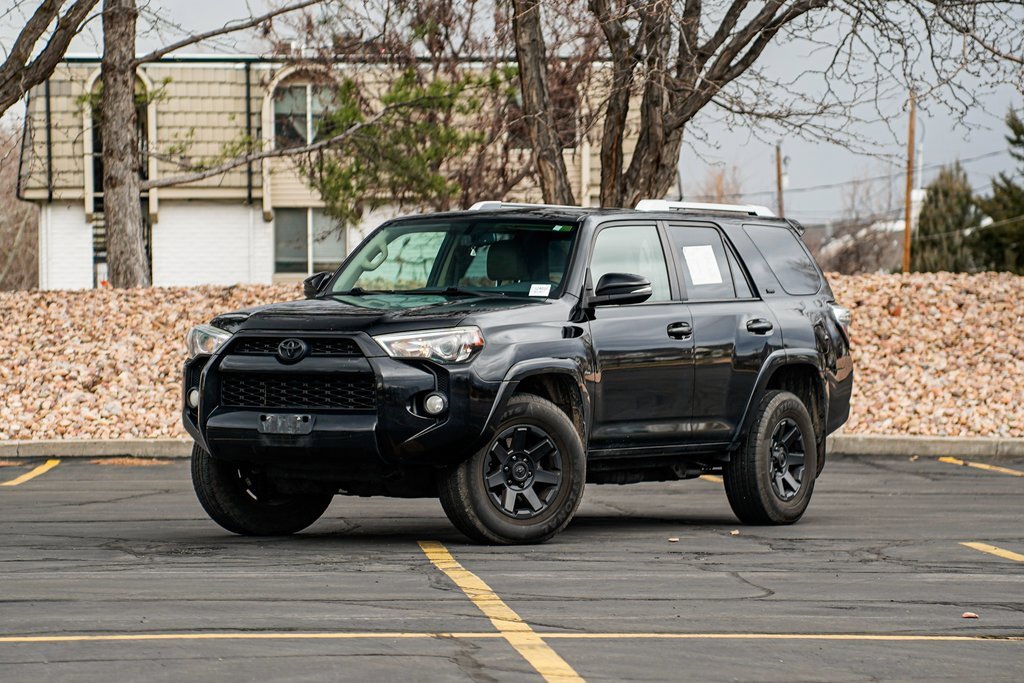 Used 2014 Toyota 4Runner SR5 image 1