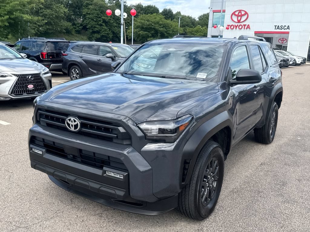 Used 2025 Toyota 4Runner SR5 AWD/4WD image 3