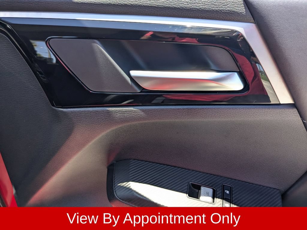 Used 2025 Mitsubishi Outlander SE FWD image 34