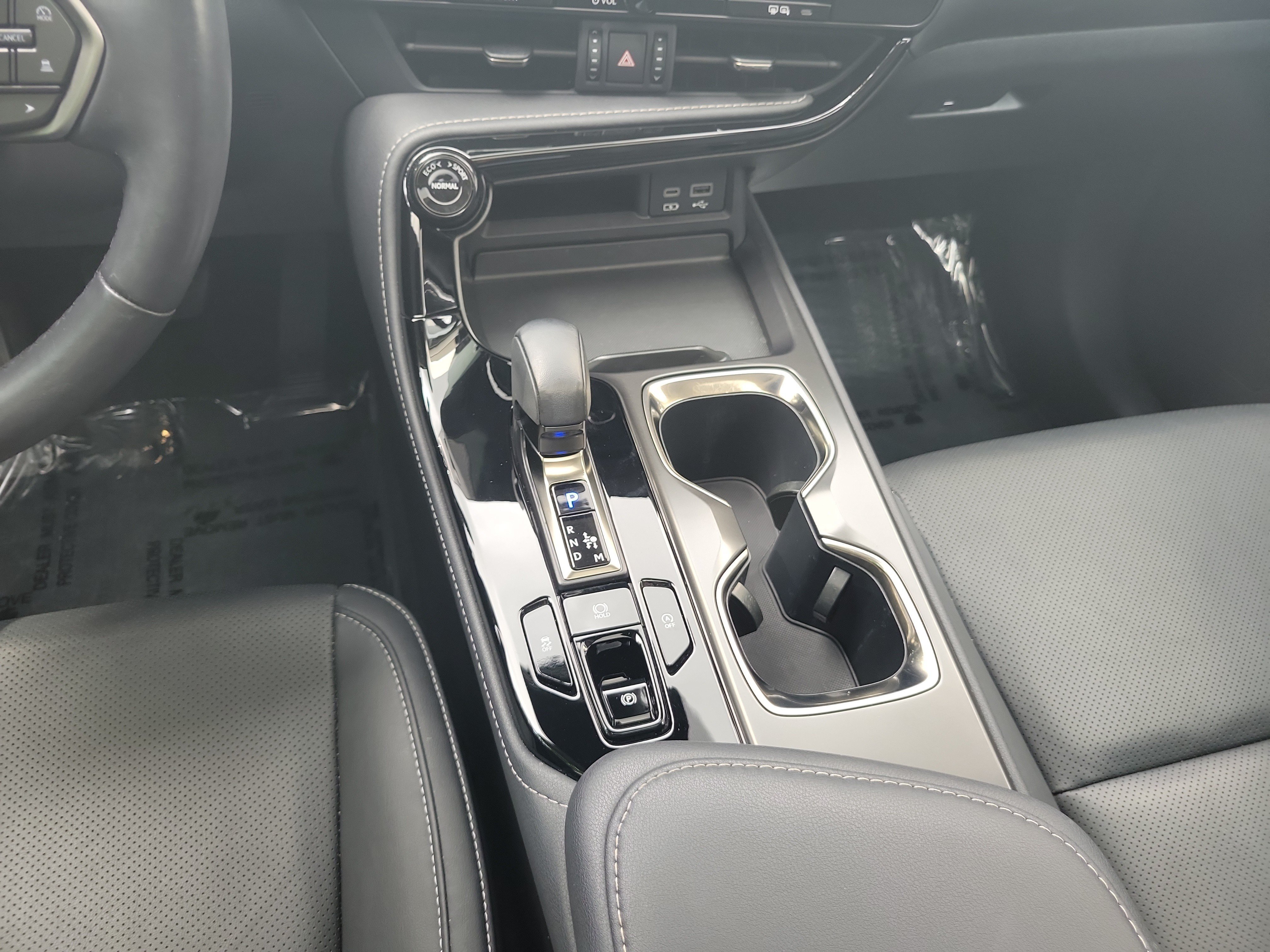 Certified 2024 Lexus NX 250 FWD w/ Towing Package (2000 Lbs) image 18
