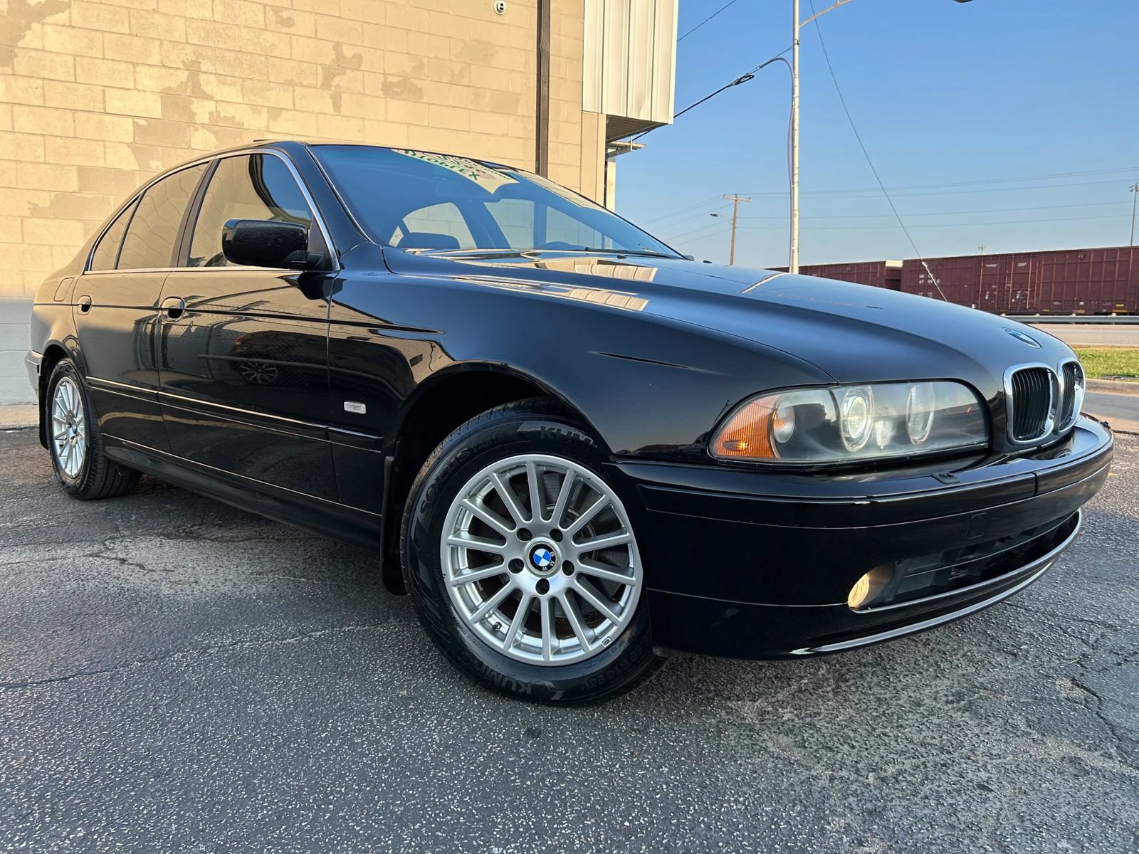 Used 2001 BMW 530i Sedan RWD image 1