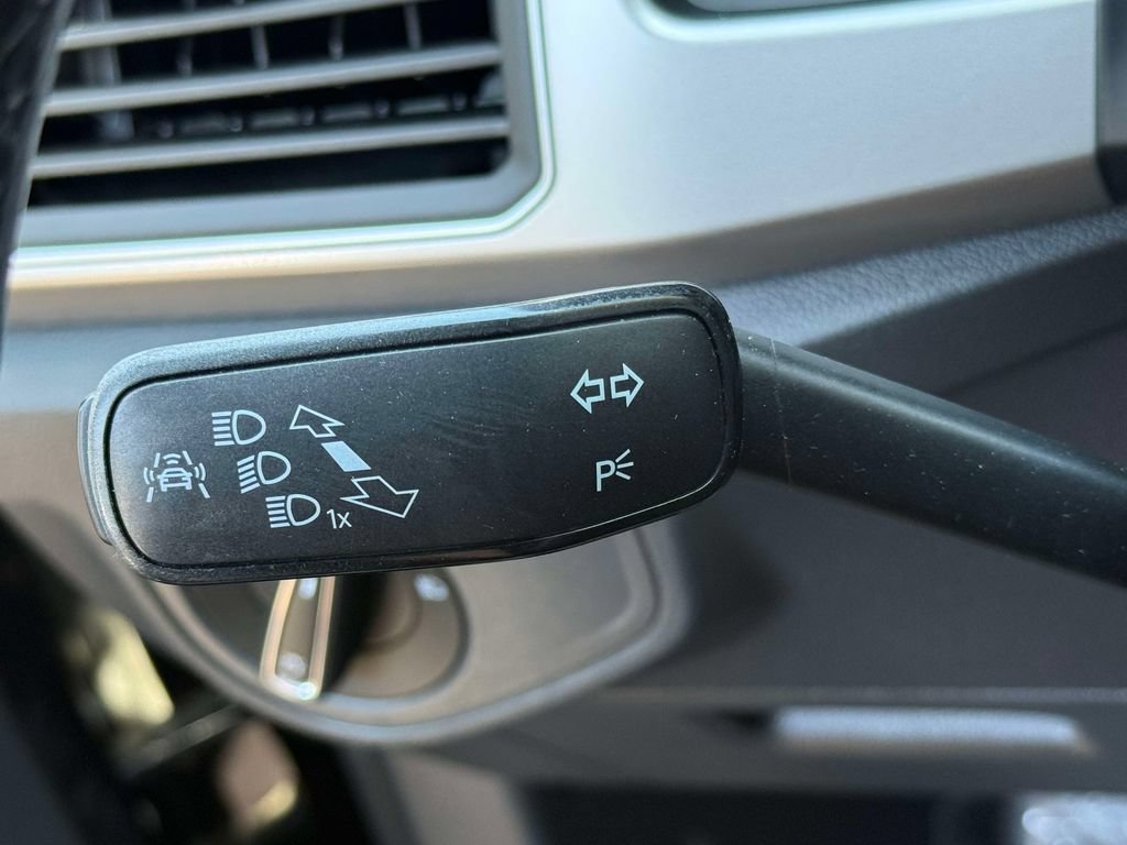 Used 2018 Volkswagen Atlas SE AWD/4WD image 30