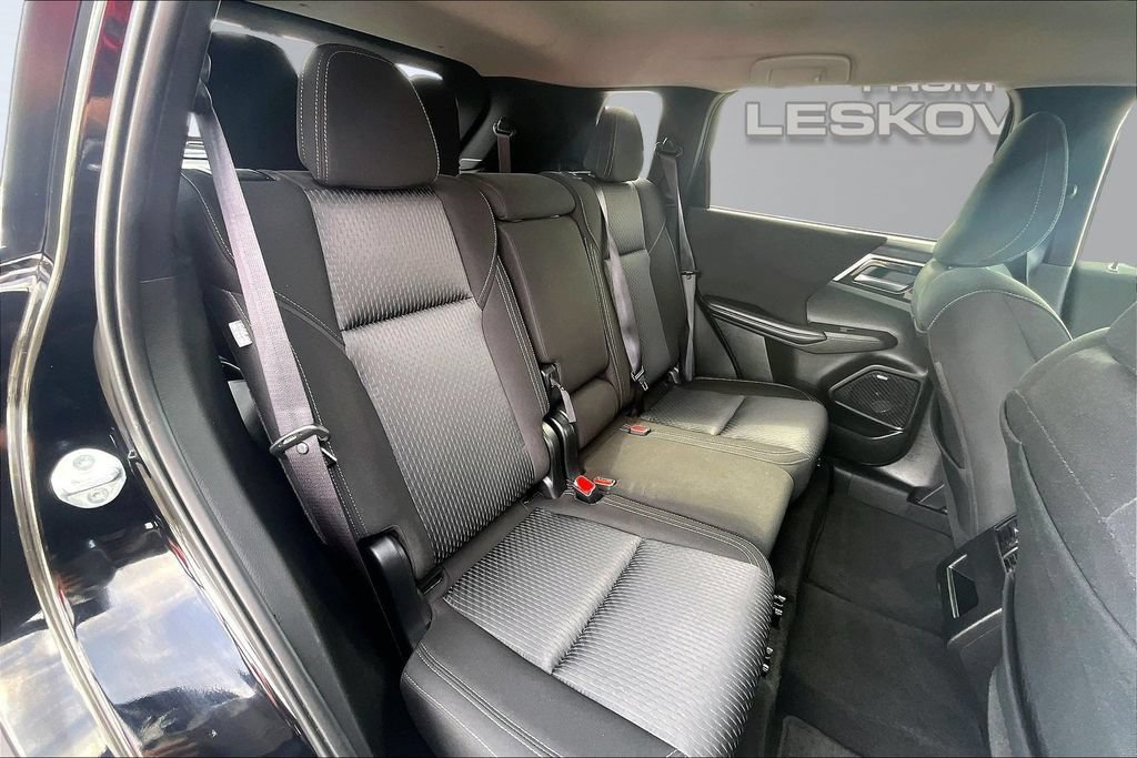 Used 2025 Mitsubishi Outlander ES AWD/4WD image 26