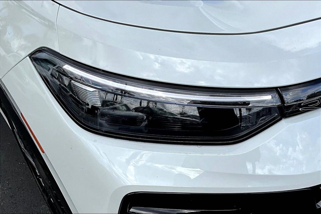 New 2026 Volkswagen Tiguan SE R-Line image 28