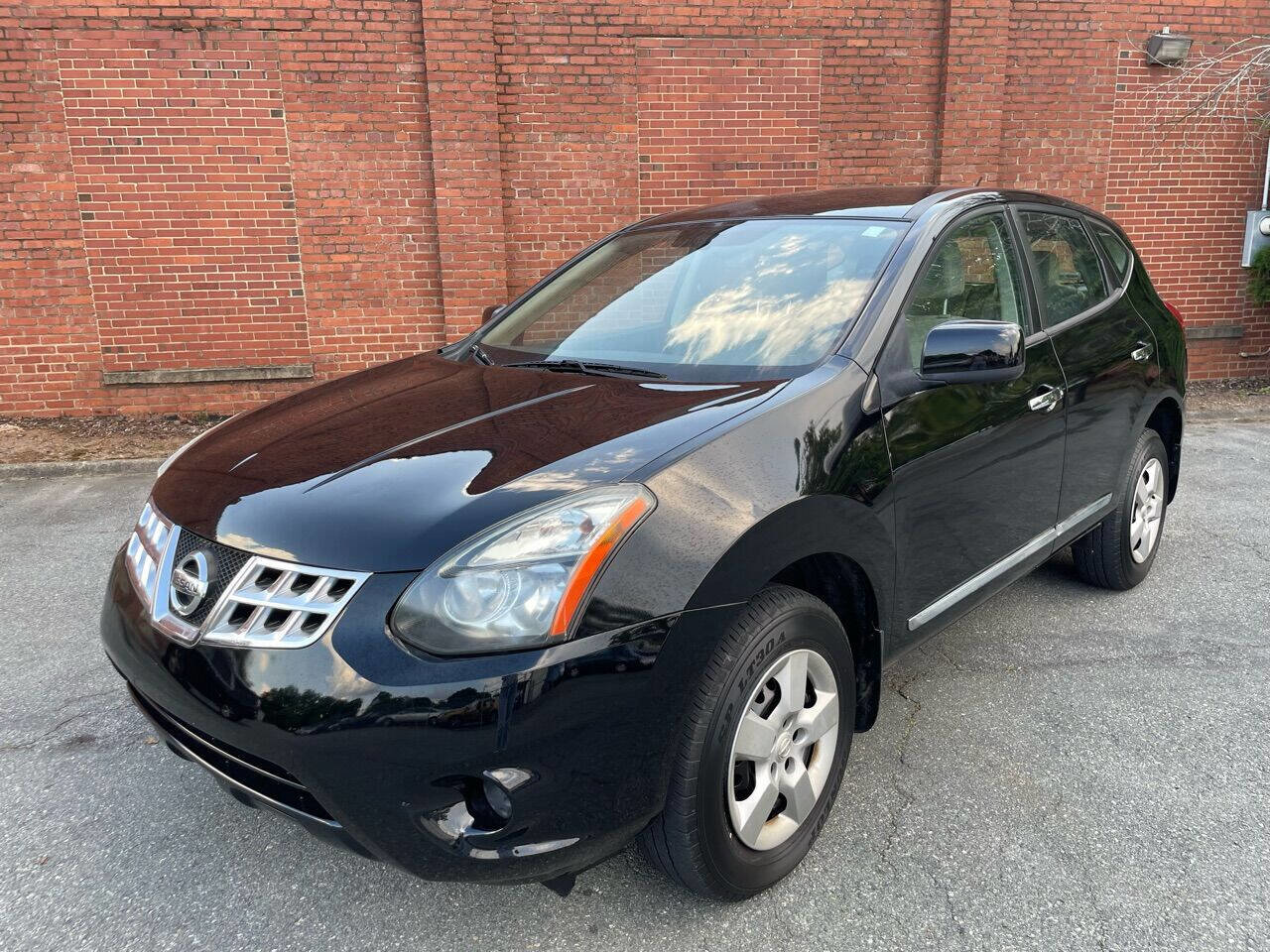 Used 2014 Nissan Rogue S image 7