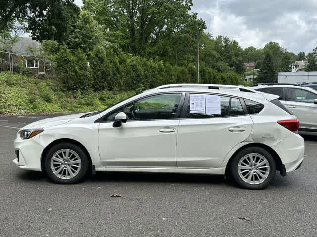 Used 2017 Subaru Impreza 2.0i Premium AWD/4WD image 2