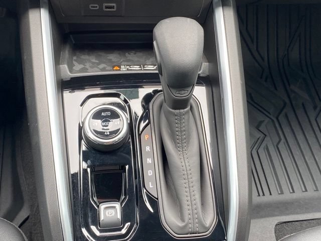 Used 2026 Chevrolet Colorado Trail Boss AWD/4WD image 19