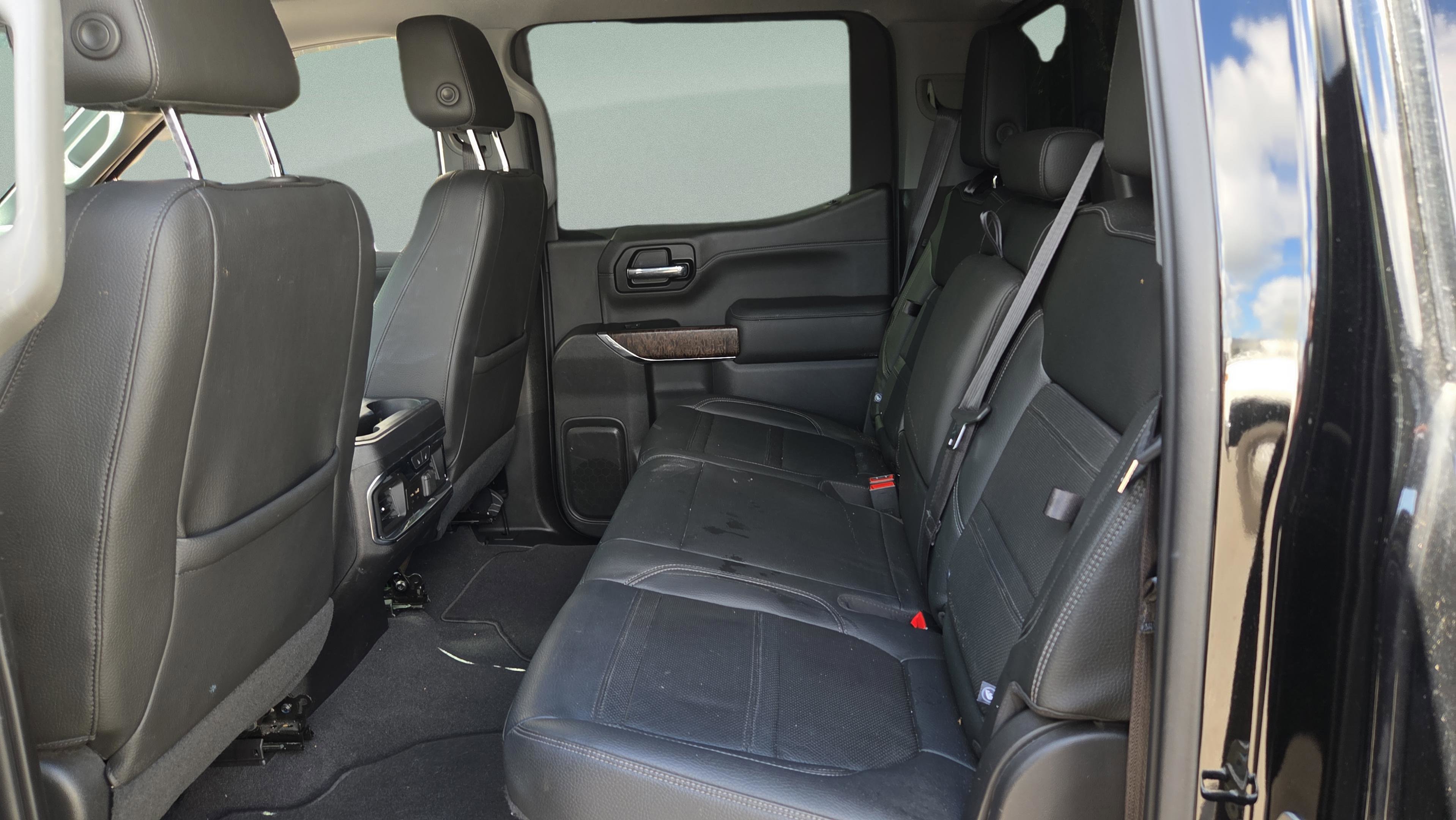Used 2019 GMC Sierra 1500 Denali w/ Denali Carbonpro Edition image 11