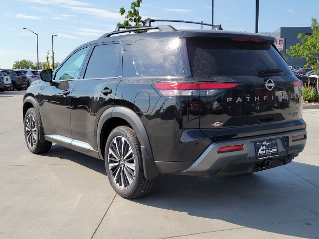 New 2026 Nissan Pathfinder Platinum AWD/4WD image 3