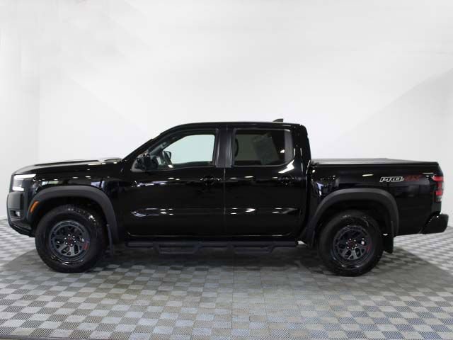 Used 2025 Nissan Frontier PRO-4X w/ Pro Convenience Package AWD/4WD image 3