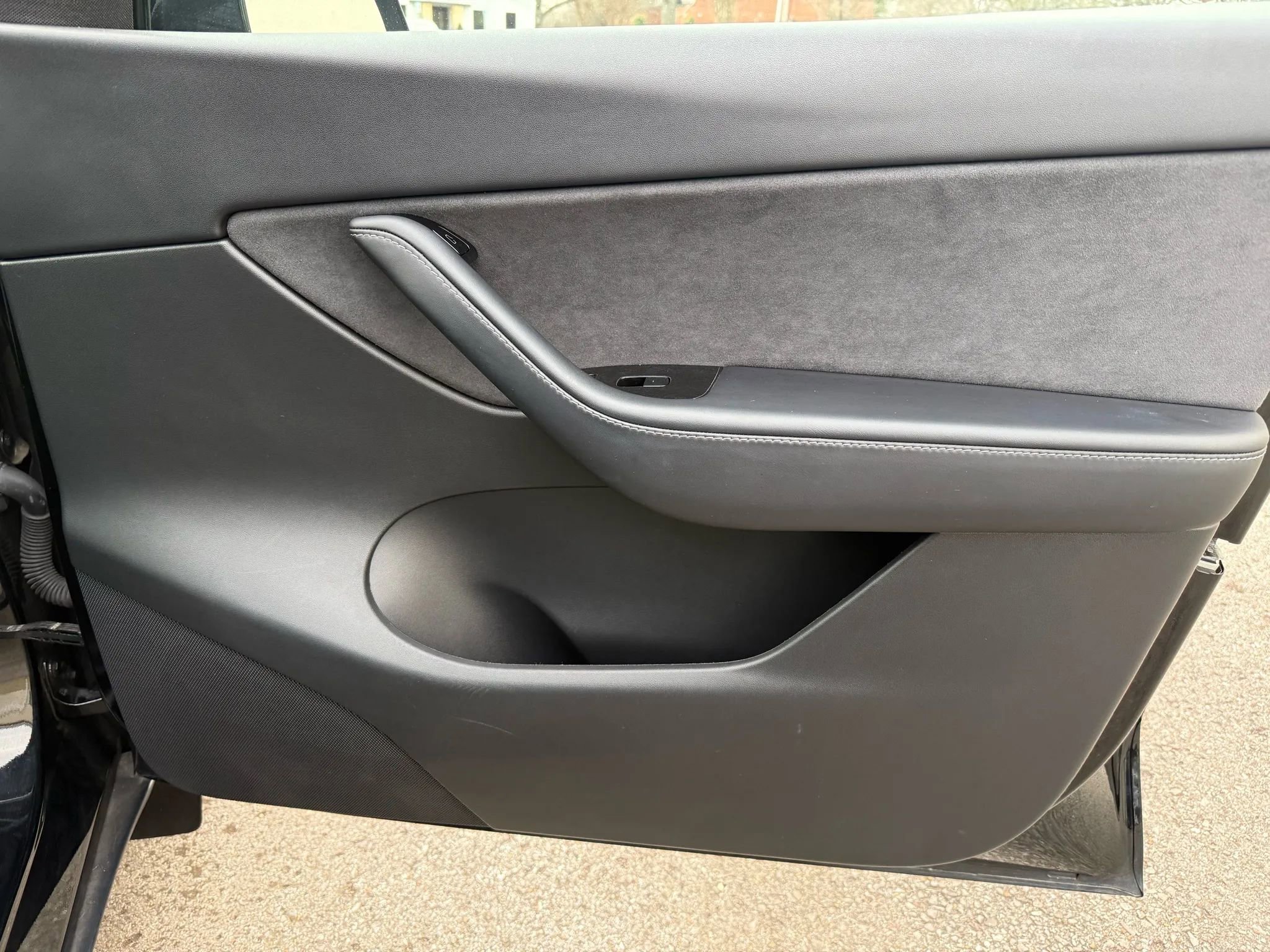 Used 2021 Tesla Model Y Long Range image 28