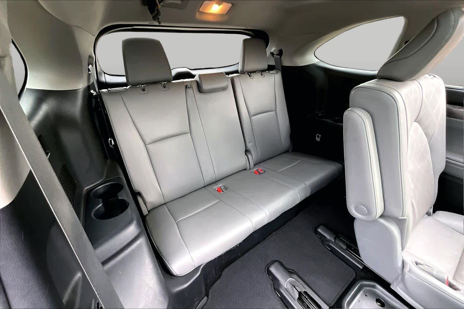 Used 2023 Toyota Highlander Platinum FWD image 20