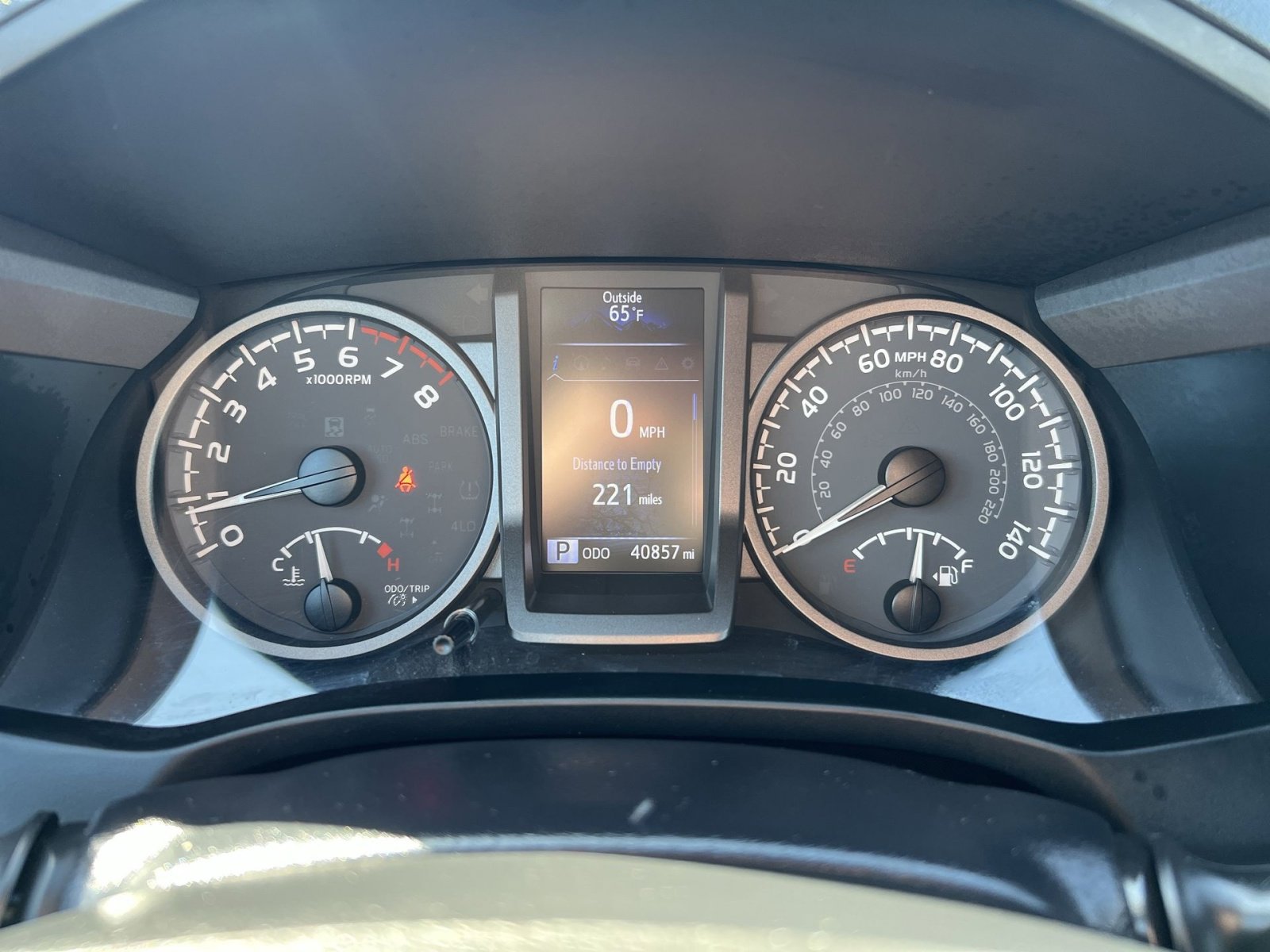 Used 2023 Toyota Tacoma TRD Off-Road AWD/4WD image 17