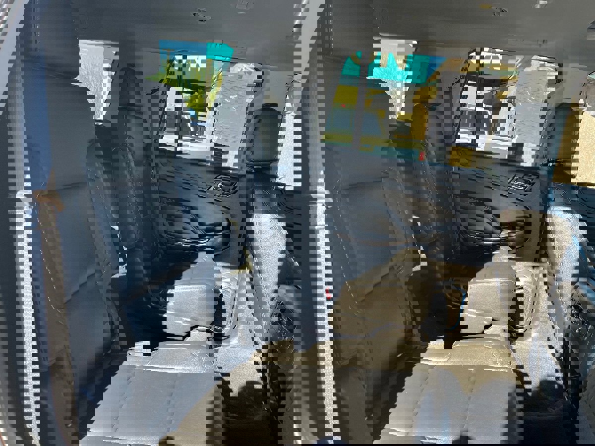 Used 2018 Chevrolet Tahoe LT image 35