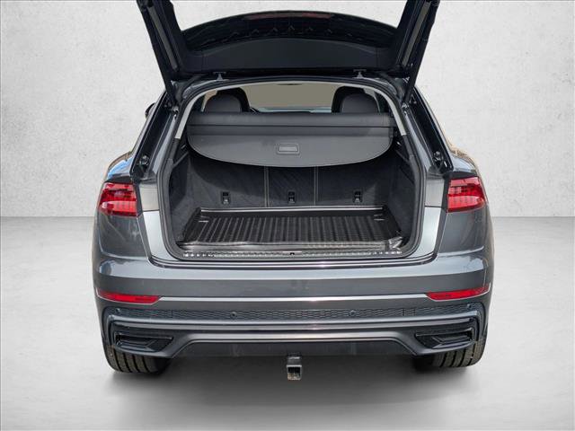 Used 2019 Audi Q8 Premium Plus w/ Premium Plus image 6