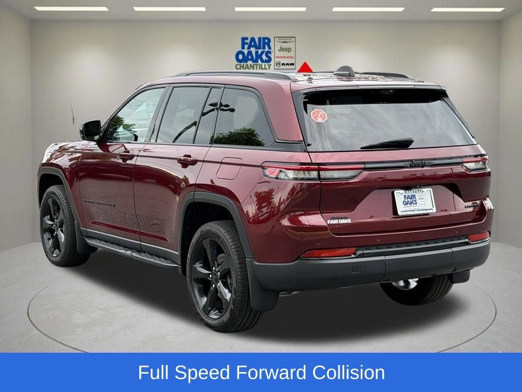 Used 2024 Jeep Grand Cherokee Limited w/ Luxury Tech Group II AWD/4WD image 10