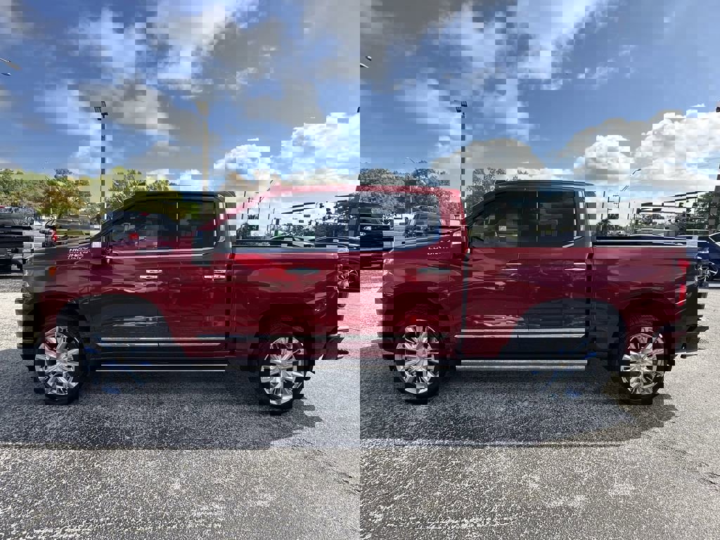 Certified 2025 Chevrolet Silverado 1500 High Country image 8