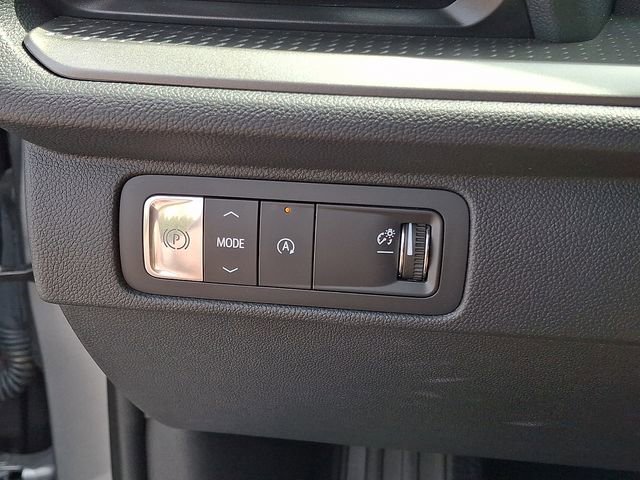 Certified 2024 Chevrolet Traverse LT w/ Midnight/Sport Edition image 25