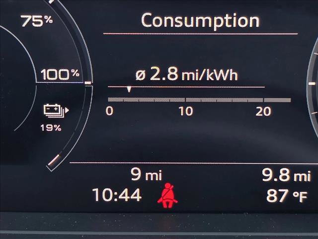 New 2026 Audi Q4 e-tron Premium image 22