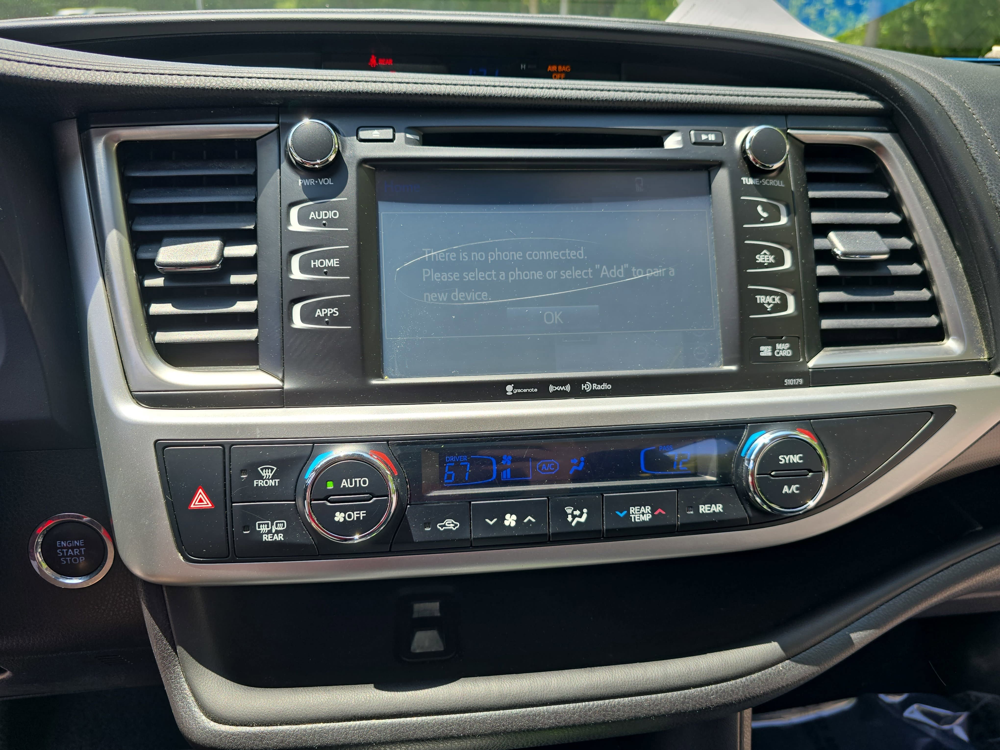 Used 2017 Toyota Highlander SE AWD/4WD image 21
