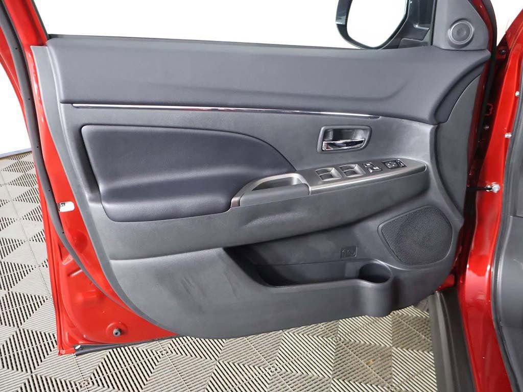 New 2025 Mitsubishi Outlander Sport SE AWD/4WD image 20