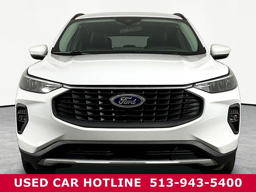 Used 2023 Ford Escape SE FWD image 2