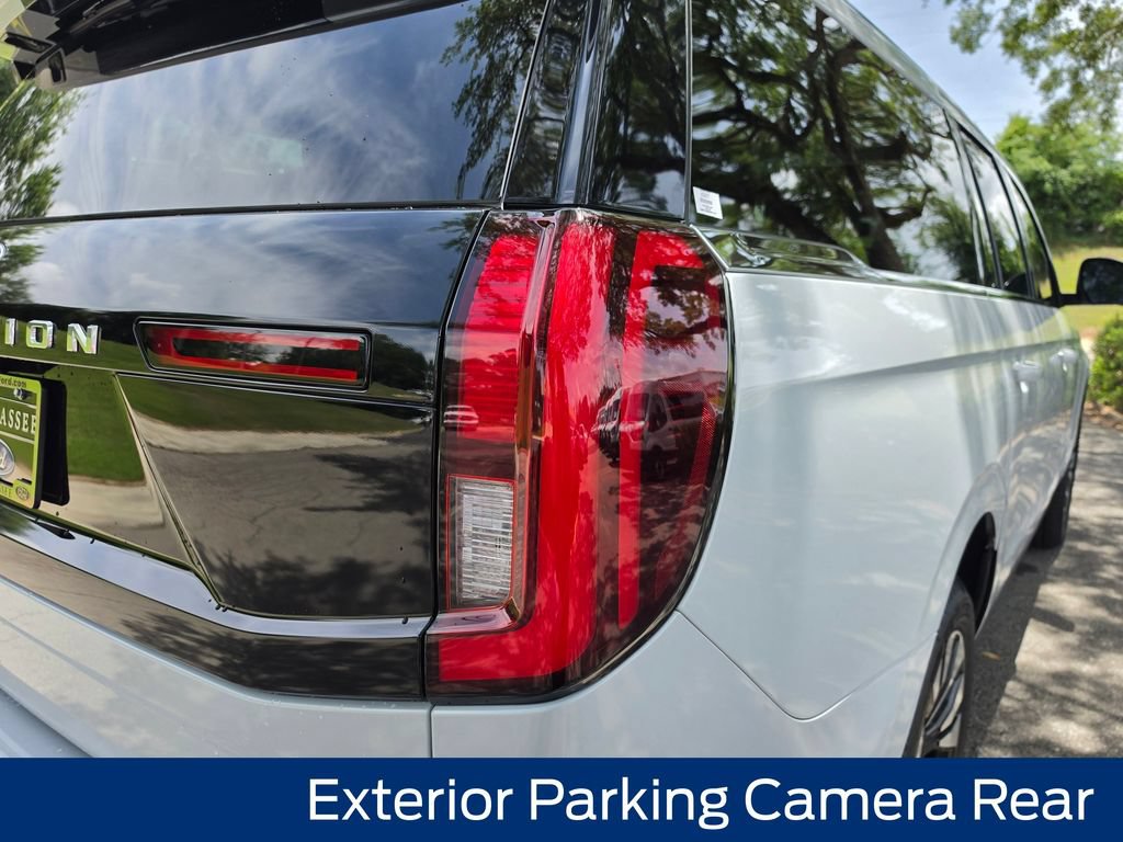 New 2026 Ford Expedition Max Platinum w/ Driver's Package AWD/4WD image 14