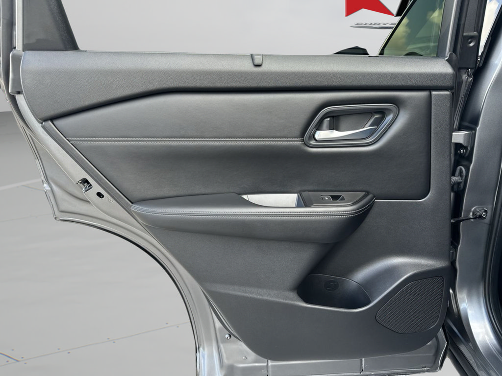 Used 2024 Nissan Rogue SL w/ SL Premium Package FWD image 25