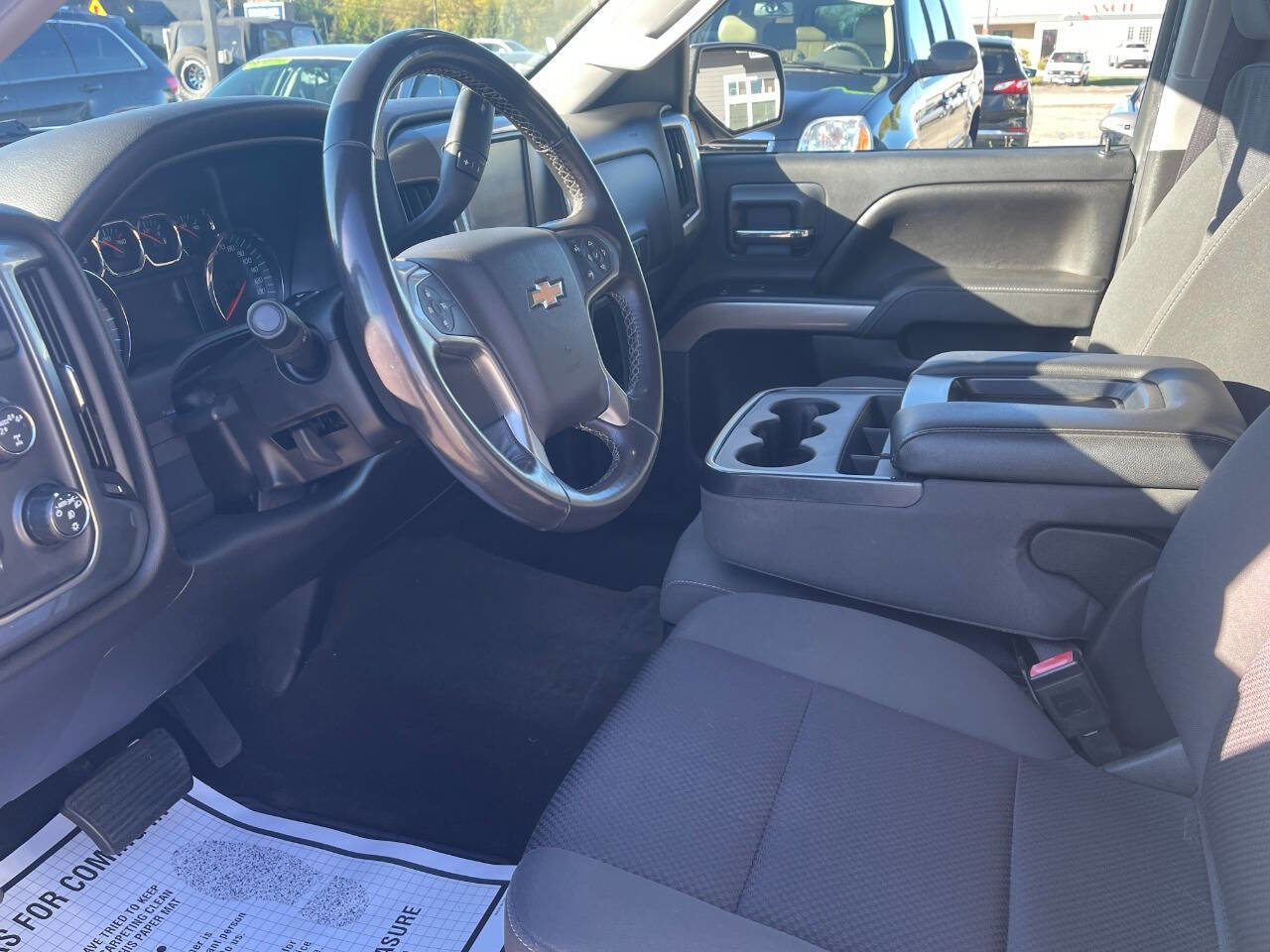 Used 2017 Chevrolet Silverado 1500 LT w/ All Star Edition image 10