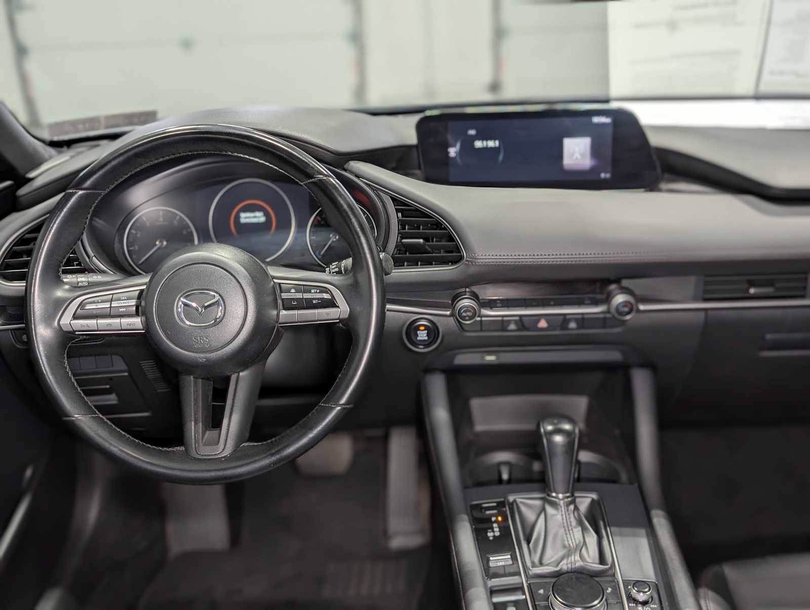 Used 2020 MAZDA MAZDA3 AWD Hatchback image 5