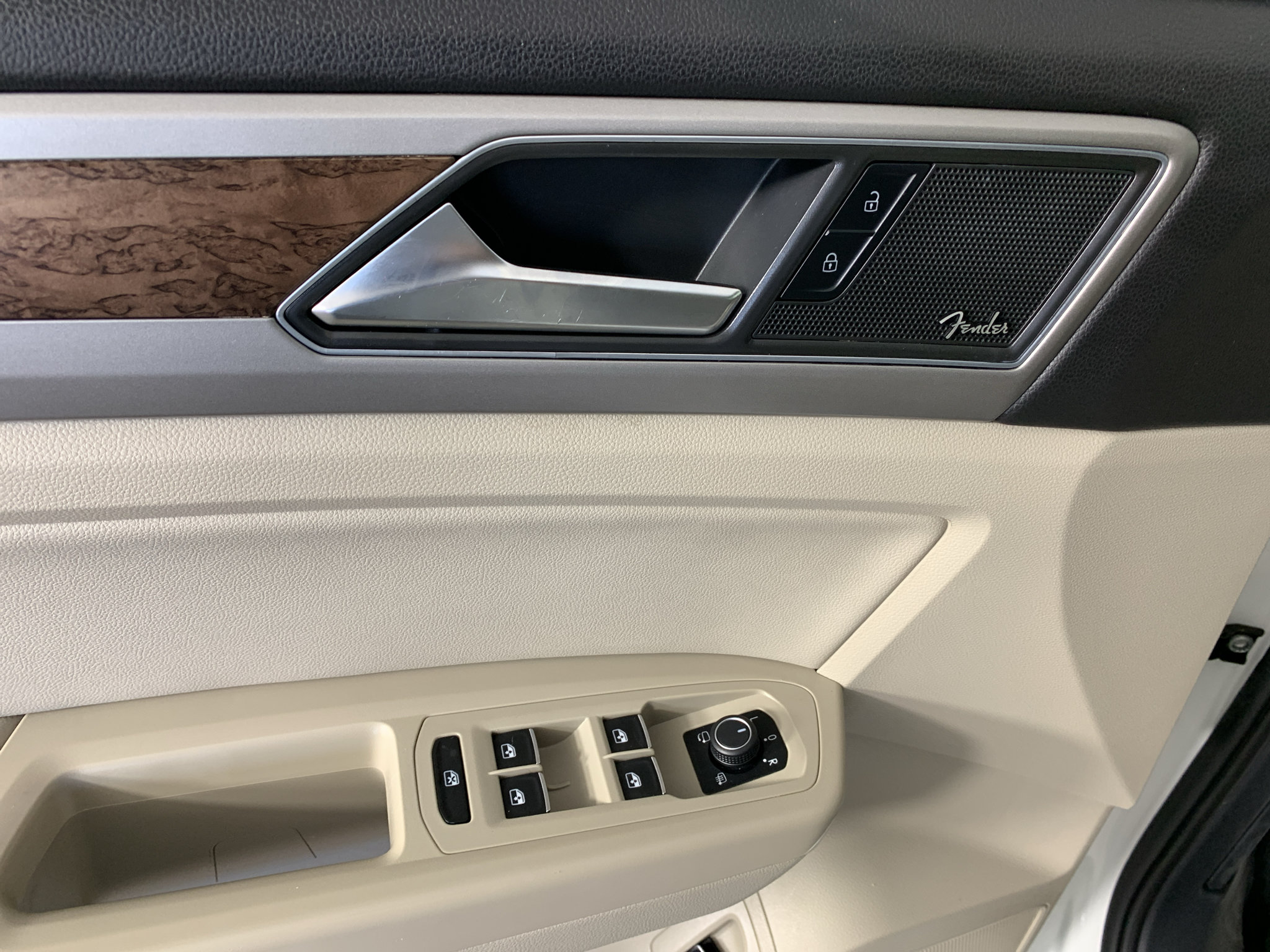 Used 2019 Volkswagen Atlas SEL Premium AWD/4WD image 14