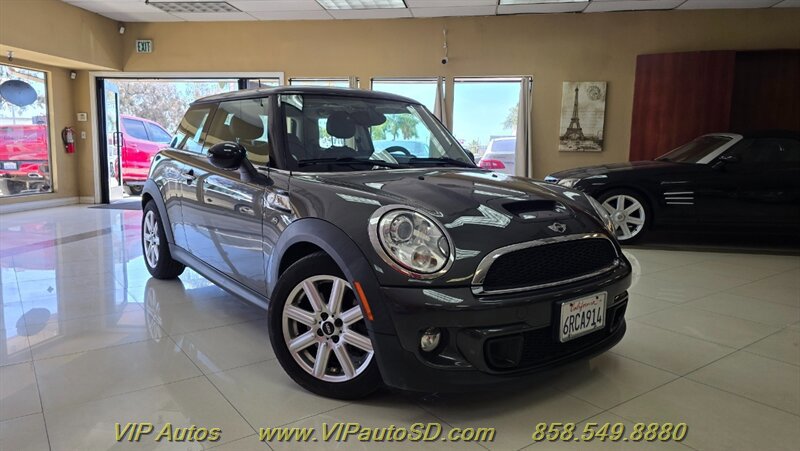 Used 2011 MINI Cooper S FWD image 1