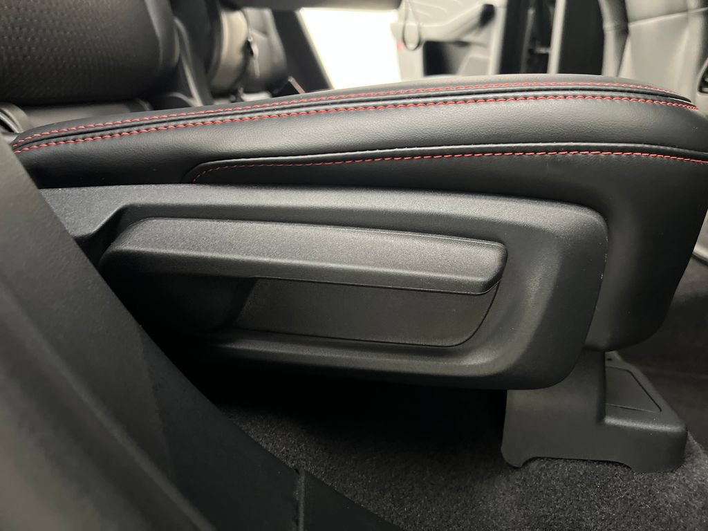 Used 2026 Ford Escape ST-Line FWD image 23
