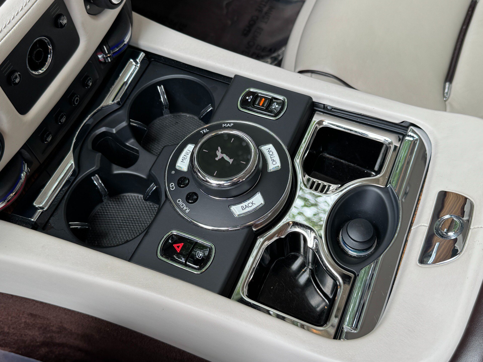Used 2017 Rolls-Royce Wraith RWD image 49