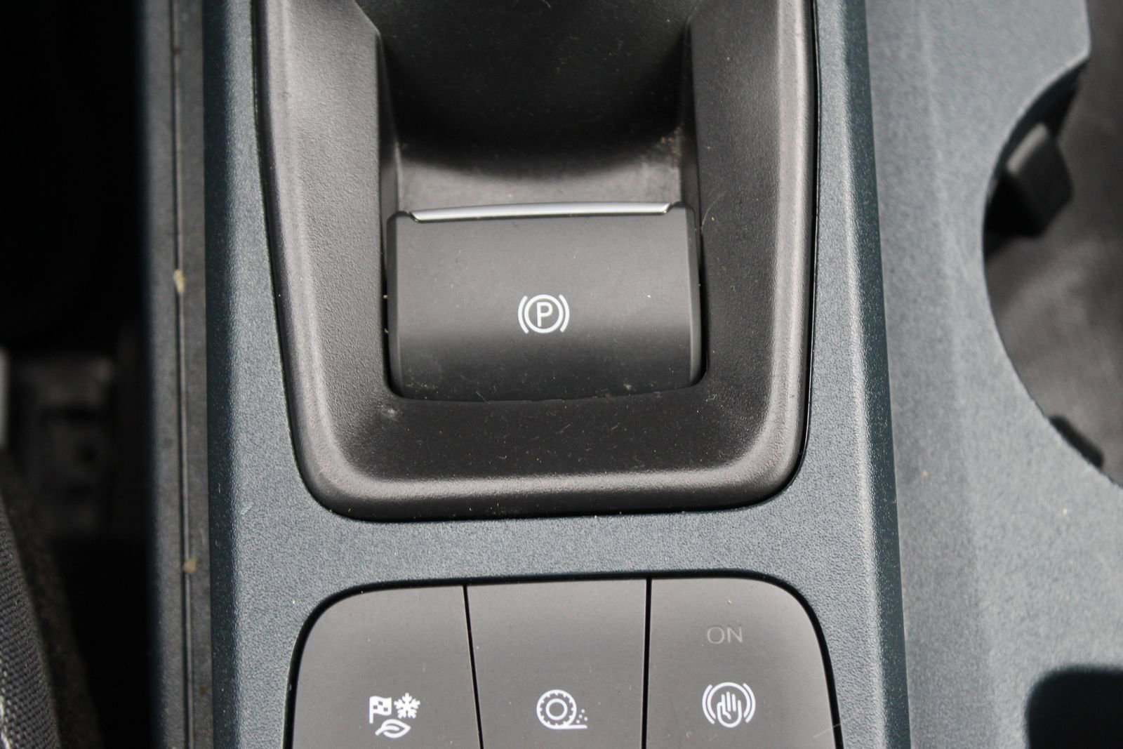 Used 2023 Ford Maverick XL image 32