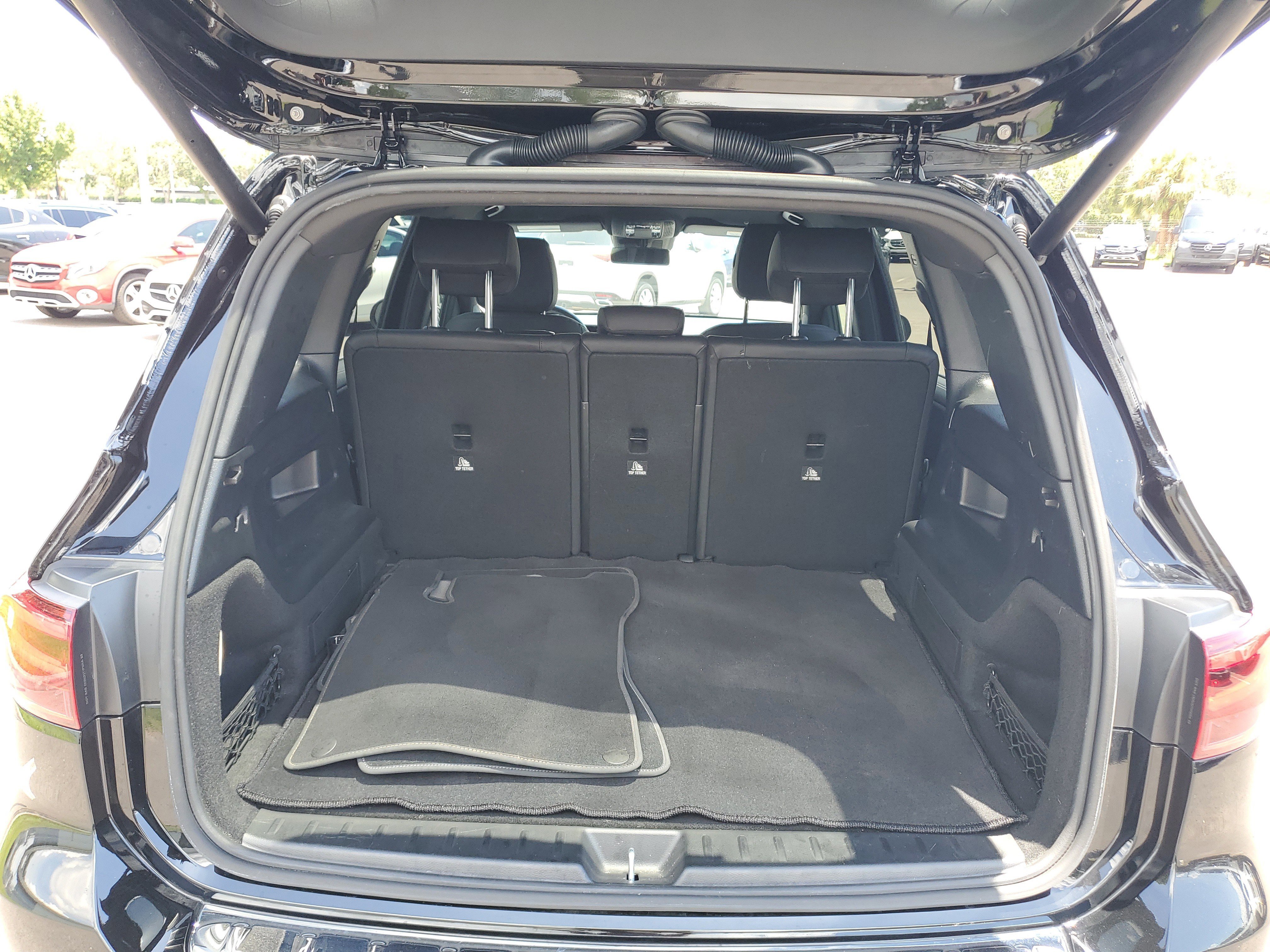 Certified 2025 Mercedes-Benz GLB 250 image 7